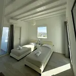 Greystone & Sky Mykonos トゥルロス