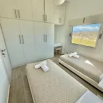 Greystone & Sky Mykonos * トゥルロス