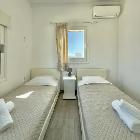 וילה Greystone & Sky Mykonos טורלוס