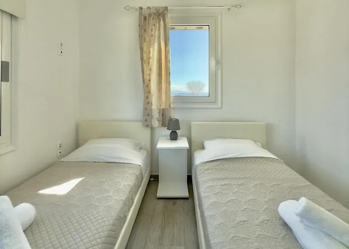 Greystone & Sky Mykonos * Tourlos